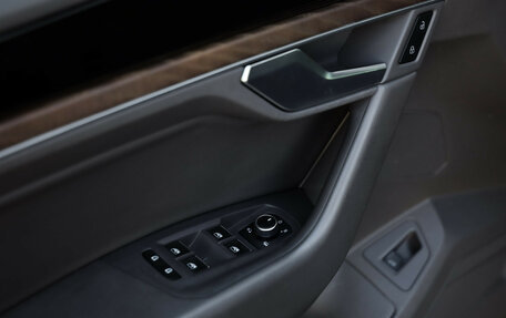 Volkswagen Touareg III, 2021 год, 4 999 000 рублей, 24 фотография