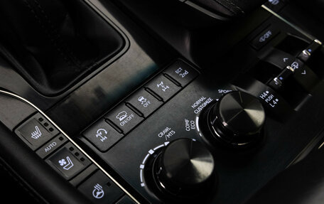 Lexus LX III, 2015 год, 5 499 000 рублей, 31 фотография