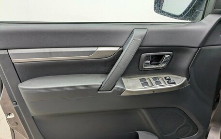 Mitsubishi Pajero IV, 2015 год, 2 645 000 рублей, 9 фотография