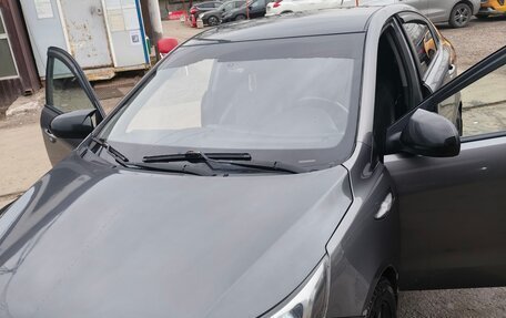 KIA Rio III рестайлинг, 2016 год, 600 000 рублей, 2 фотография