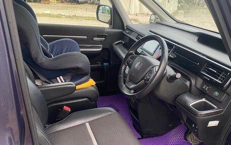 Honda Stepwgn IV, 2016 год, 2 000 000 рублей, 6 фотография