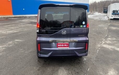 Honda Stepwgn IV, 2016 год, 2 000 000 рублей, 4 фотография