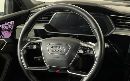 Audi e-tron I, 2021 год, 3 950 000 рублей, 14 фотография