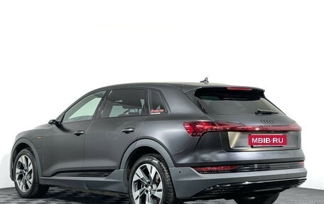 Audi e-tron I, 2021 год, 3 950 000 рублей, 7 фотография