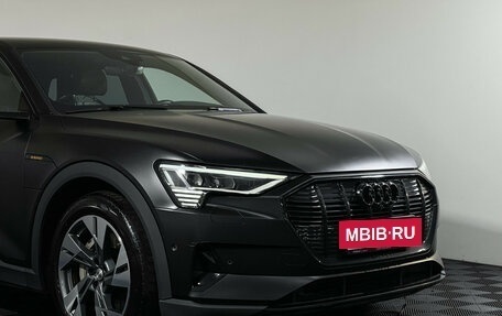 Audi e-tron I, 2021 год, 3 950 000 рублей, 22 фотография