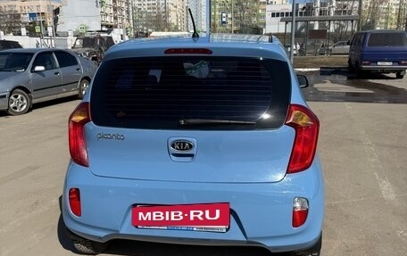 KIA Picanto II, 2011 год, 820 000 рублей, 10 фотография