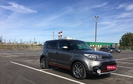 KIA Soul II рестайлинг, 2017 год, 1 850 000 рублей, 1 фотография