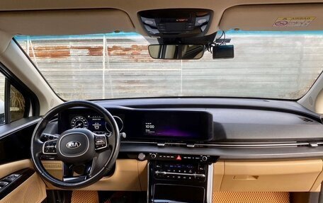 KIA Carnival, 2020 год, 3 750 000 рублей, 24 фотография