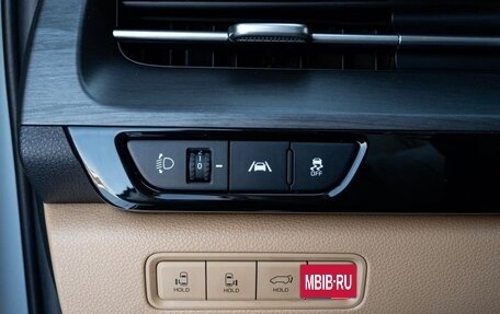 KIA Carnival, 2020 год, 3 750 000 рублей, 22 фотография