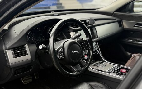 Jaguar XF II, 2016 год, 1 785 000 рублей, 8 фотография