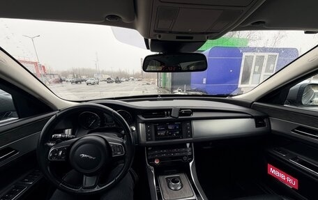 Jaguar XF II, 2016 год, 1 785 000 рублей, 7 фотография