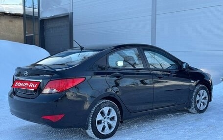 Hyundai Solaris II рестайлинг, 2015 год, 1 075 000 рублей, 5 фотография