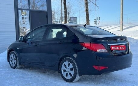 Hyundai Solaris II рестайлинг, 2015 год, 1 075 000 рублей, 4 фотография