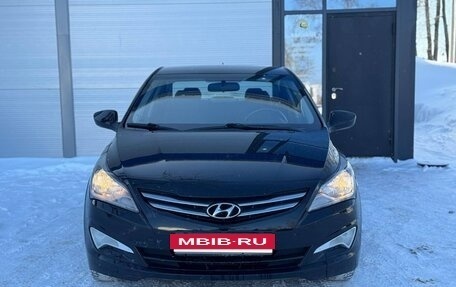 Hyundai Solaris II рестайлинг, 2015 год, 1 075 000 рублей, 3 фотография