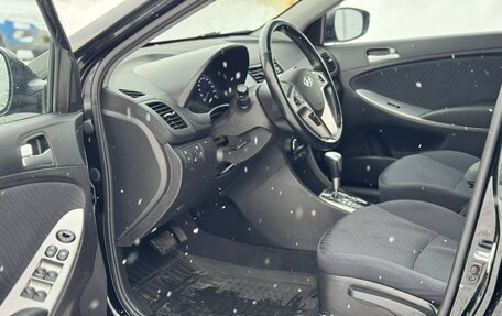 Hyundai Solaris II рестайлинг, 2015 год, 1 075 000 рублей, 12 фотография