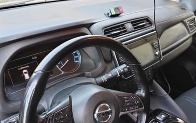 Nissan Leaf II, 2018 год, 2 000 000 рублей, 1 фотография