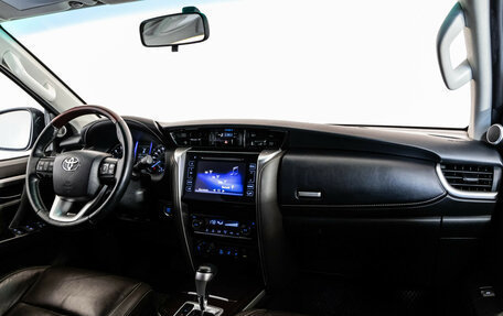 Toyota Fortuner II, 2018 год, 3 399 000 рублей, 9 фотография