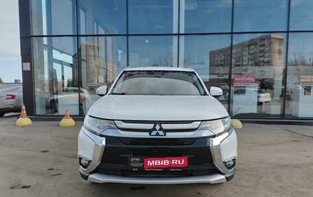 Mitsubishi Outlander III рестайлинг 3, 2018 год, 2 299 800 рублей, 2 фотография