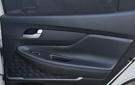 Hyundai Santa Fe IV, 2019 год, 2 380 000 рублей, 16 фотография