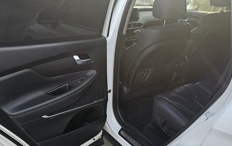 Hyundai Santa Fe IV, 2019 год, 2 380 000 рублей, 17 фотография