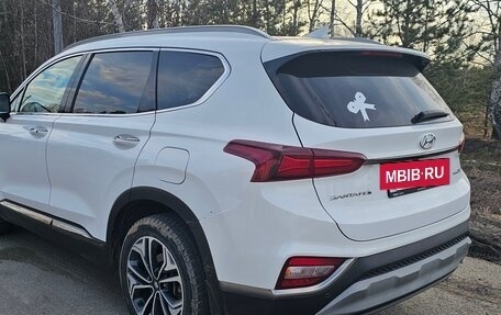 Hyundai Santa Fe IV, 2019 год, 2 380 000 рублей, 5 фотография
