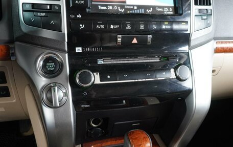 Toyota Land Cruiser 200, 2013 год, 3 819 000 рублей, 16 фотография