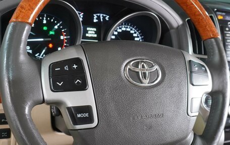 Toyota Land Cruiser 200, 2013 год, 3 819 000 рублей, 17 фотография