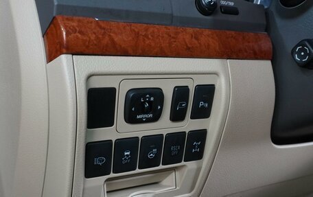 Toyota Land Cruiser 200, 2013 год, 3 819 000 рублей, 22 фотография