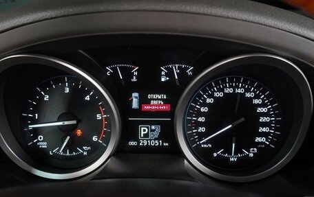 Toyota Land Cruiser 200, 2013 год, 3 819 000 рублей, 30 фотография