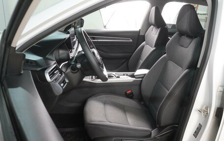 Geely Emgrand, 2024 год, 1 699 000 рублей, 10 фотография