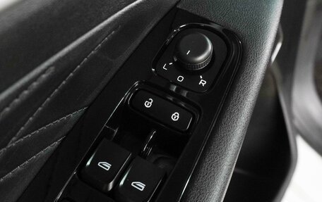 Geely Emgrand, 2024 год, 1 699 000 рублей, 20 фотография