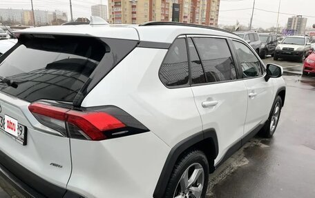 Toyota RAV4, 2021 год, 3 500 000 рублей, 3 фотография