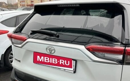 Toyota RAV4, 2021 год, 3 500 000 рублей, 8 фотография