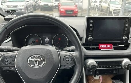 Toyota RAV4, 2021 год, 3 500 000 рублей, 5 фотография