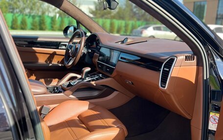 Porsche Cayenne III, 2018 год, 6 150 000 рублей, 15 фотография