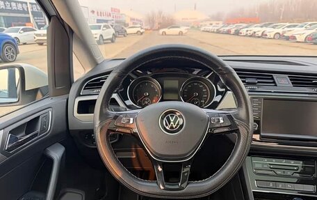 Volkswagen Touran III, 2021 год, 1 530 750 рублей, 10 фотография