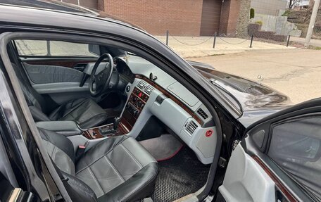 Mercedes-Benz E-Класс, 1996 год, 510 000 рублей, 10 фотография