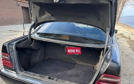 Mercedes-Benz E-Класс, 1996 год, 510 000 рублей, 6 фотография