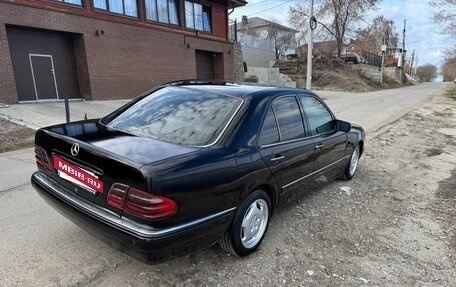 Mercedes-Benz E-Класс, 1996 год, 510 000 рублей, 13 фотография