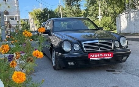 Mercedes-Benz E-Класс, 1996 год, 510 000 рублей, 15 фотография