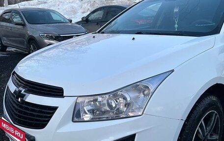Chevrolet Cruze II, 2014 год, 850 000 рублей, 3 фотография