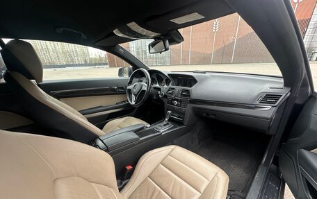 Mercedes-Benz E-Класс, 2012 год, 1 550 000 рублей, 2 фотография