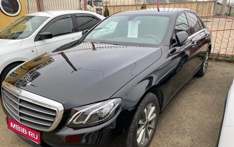 Mercedes-Benz E-Класс, 2019 год, 2 270 000 рублей, 1 фотография