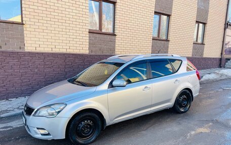 KIA cee'd I рестайлинг, 2010 год, 500 000 рублей, 2 фотография