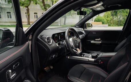 Mercedes-Benz GLB, 2021 год, 4 100 000 рублей, 3 фотография