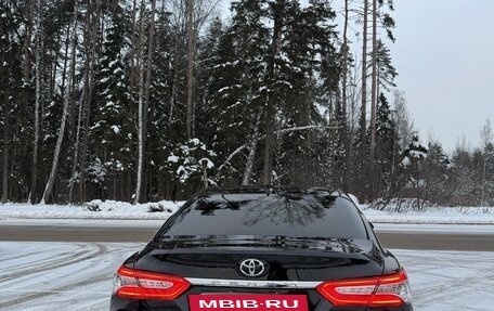 Toyota Camry, 2023 год, 3 700 000 рублей, 5 фотография
