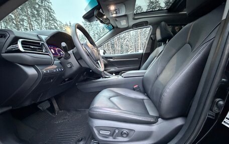 Toyota Camry, 2023 год, 3 700 000 рублей, 11 фотография