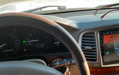 Lexus LX II, 2002 год, 1 650 000 рублей, 32 фотография