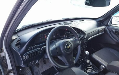 Chevrolet Niva I рестайлинг, 2013 год, 679 000 рублей, 9 фотография