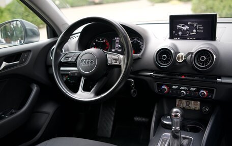 Audi A3, 2019 год, 2 420 000 рублей, 26 фотография